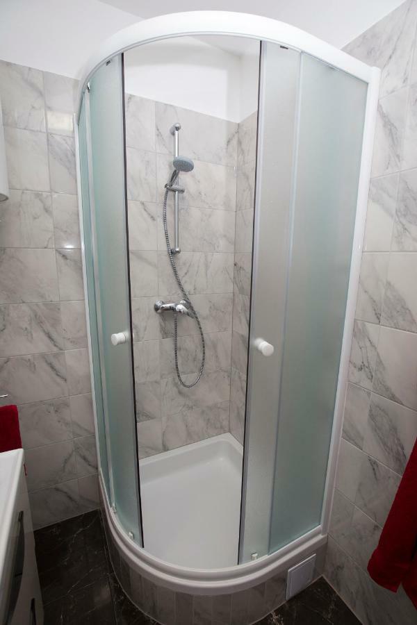 Apartments Put Plokita Smilja Сплит Екстериор снимка
